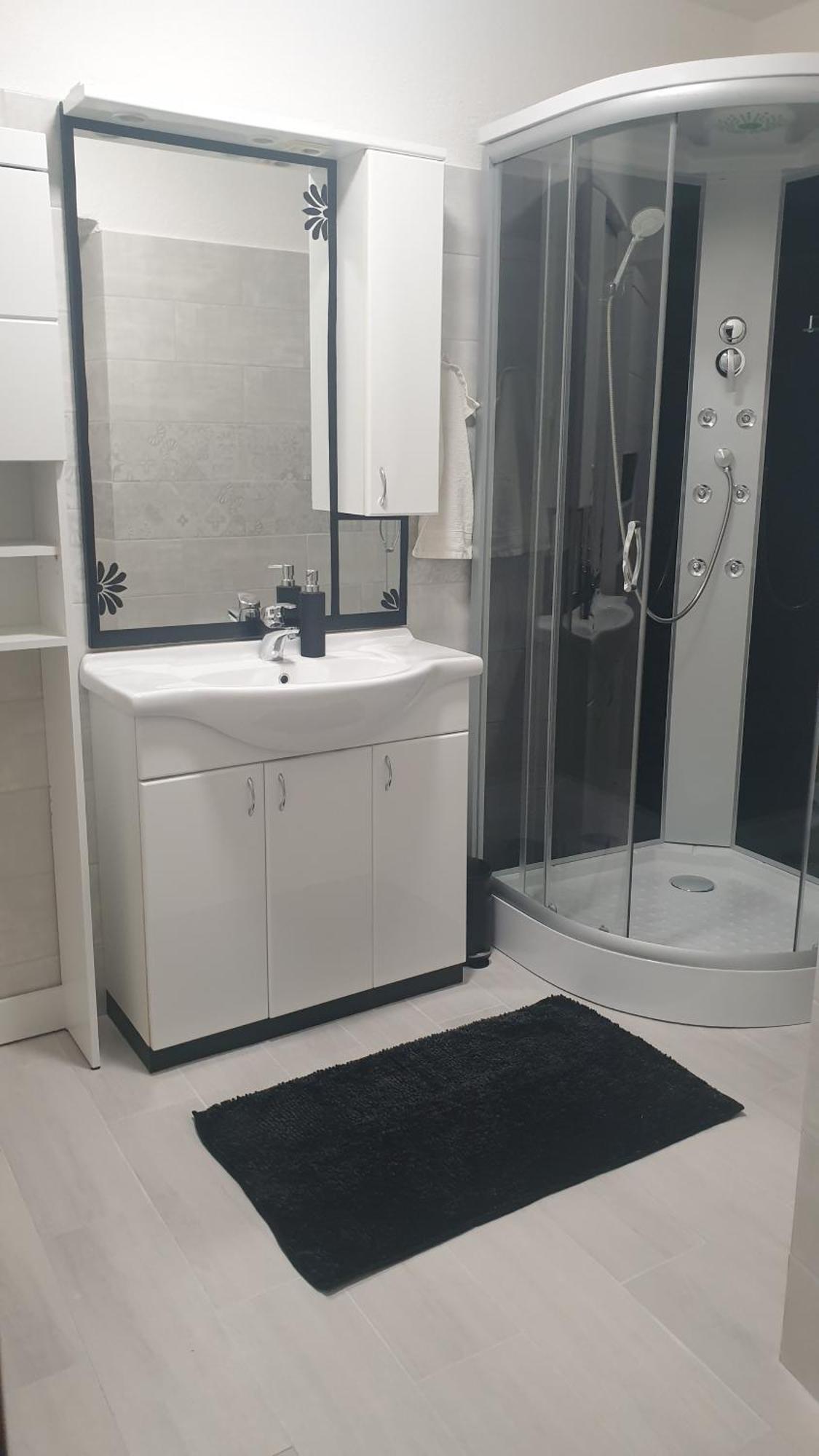 Apartman Lusi Buzdohanj Buitenkant foto